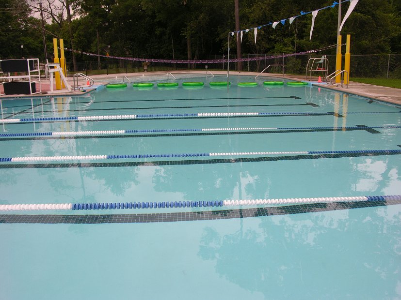 Dad's Club 50 meter olympic pool and childrens pool 1006 Voss Road (18)